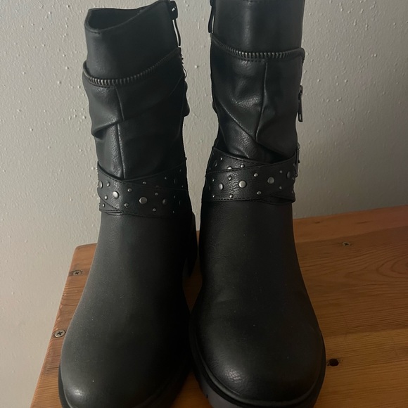 Torrid Moto Boots - Picture 2 of 3